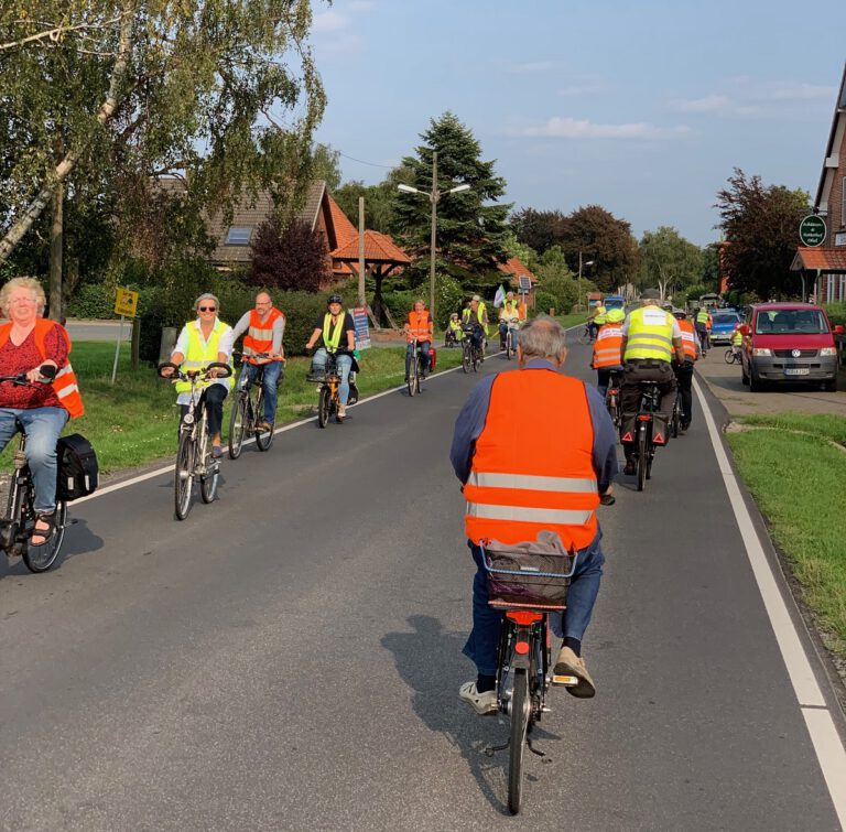 Bericht von der Fahrraddemo in Okel