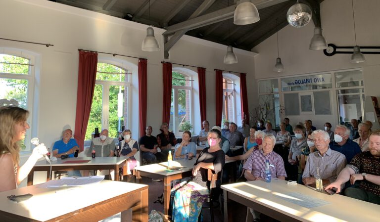 Volles Haus bei Katja Keul